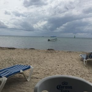 Almozando en las playas de Cozumel