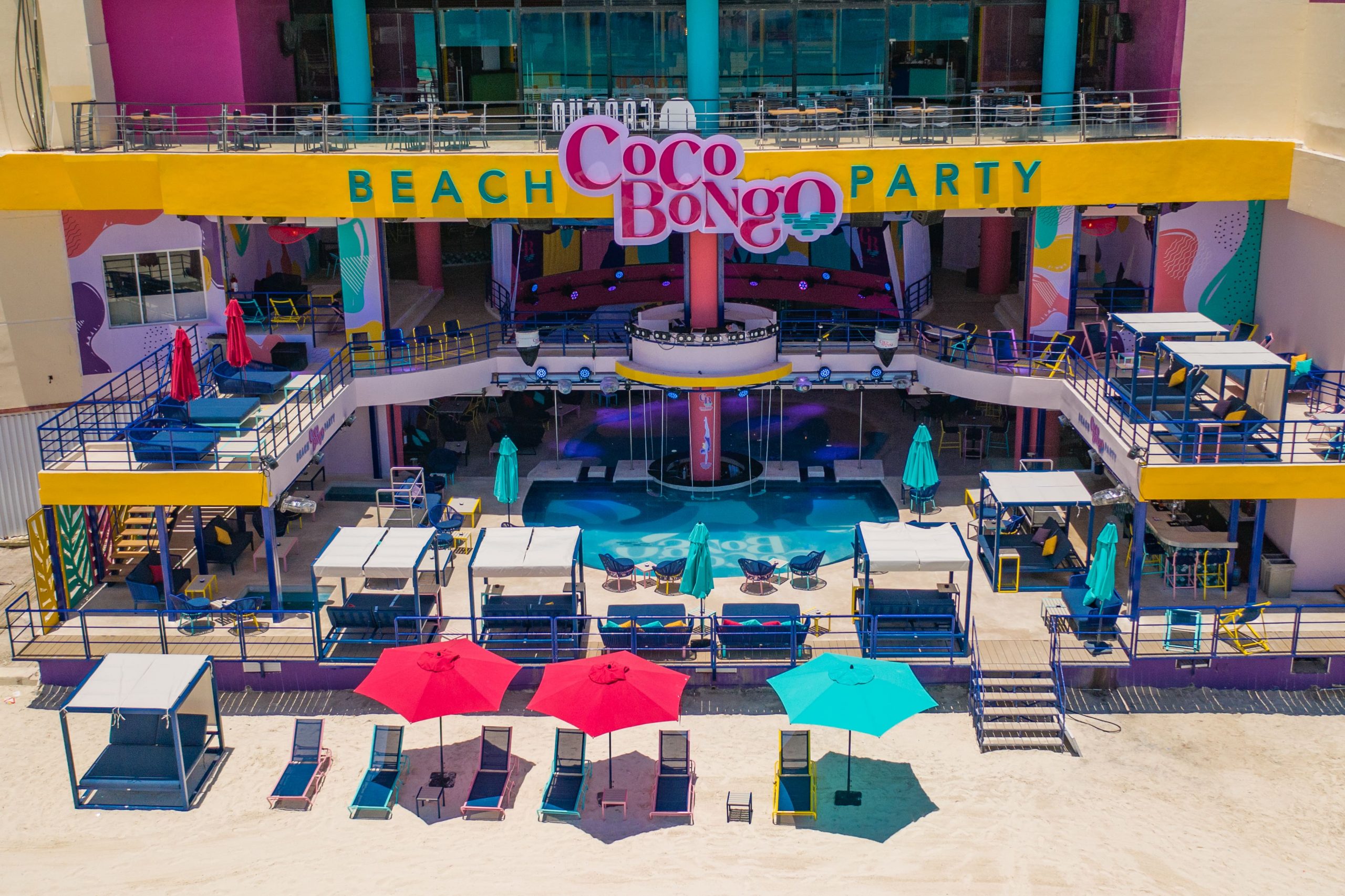 Guía para visitar el beach club Coco Bongo Beach Party